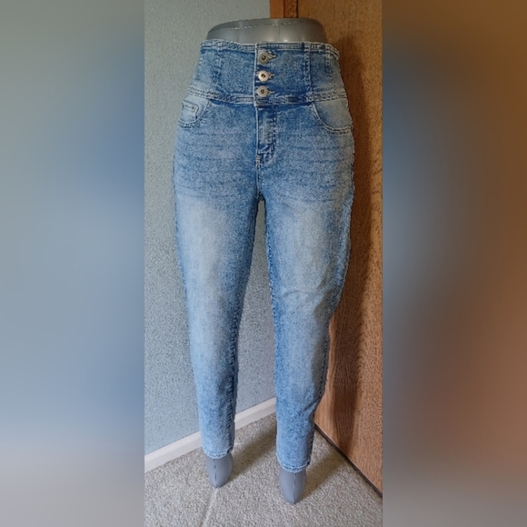 🍒 No Boundaries Blue High Rise Jeans - Picture 1 of 4